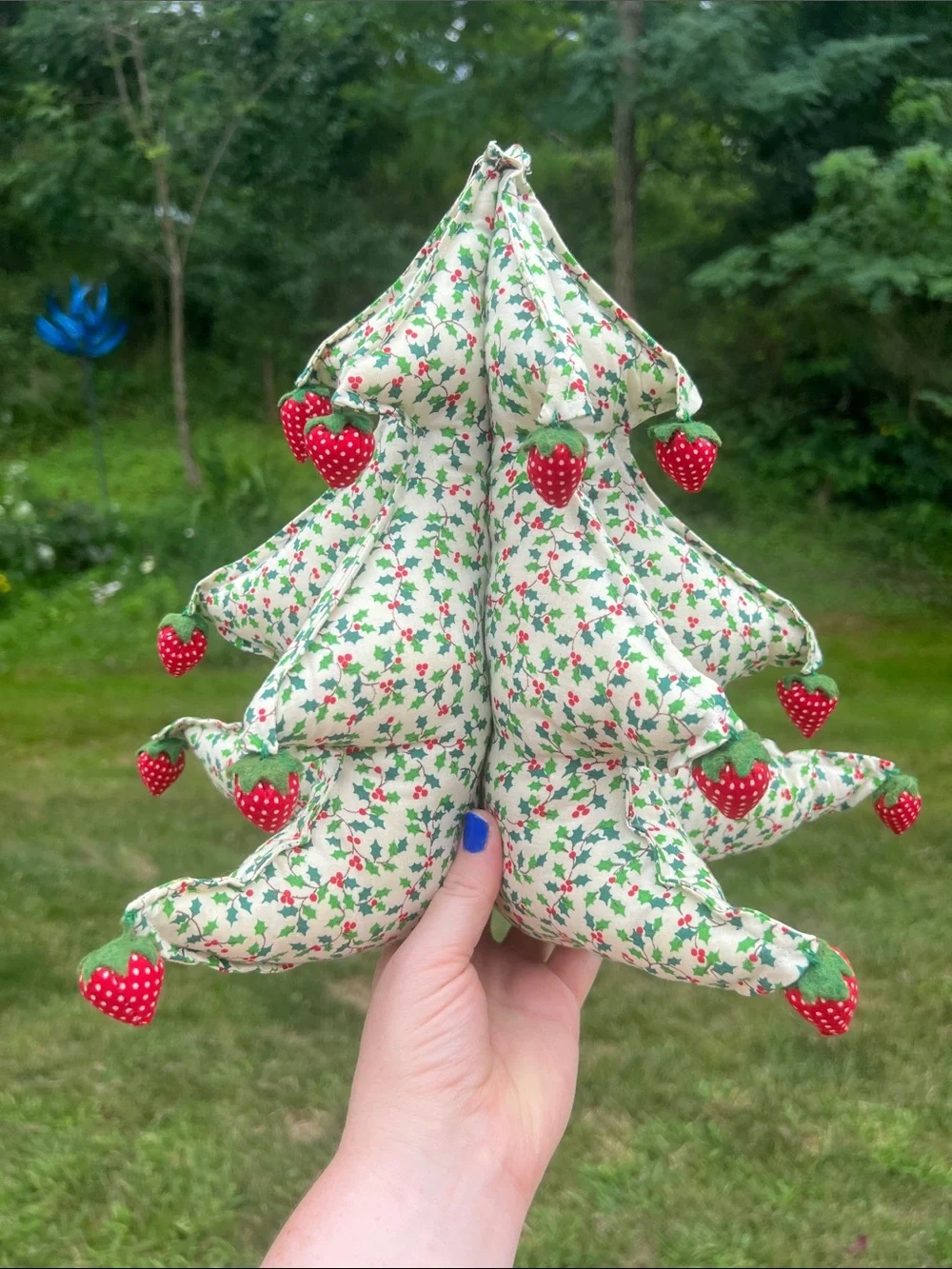 Vintage Kitsch 3D Stuffed Holly Berry Fabric Christmas Tree with Strawberries